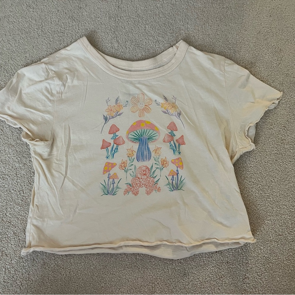 PacSun Cream Graphic Tee